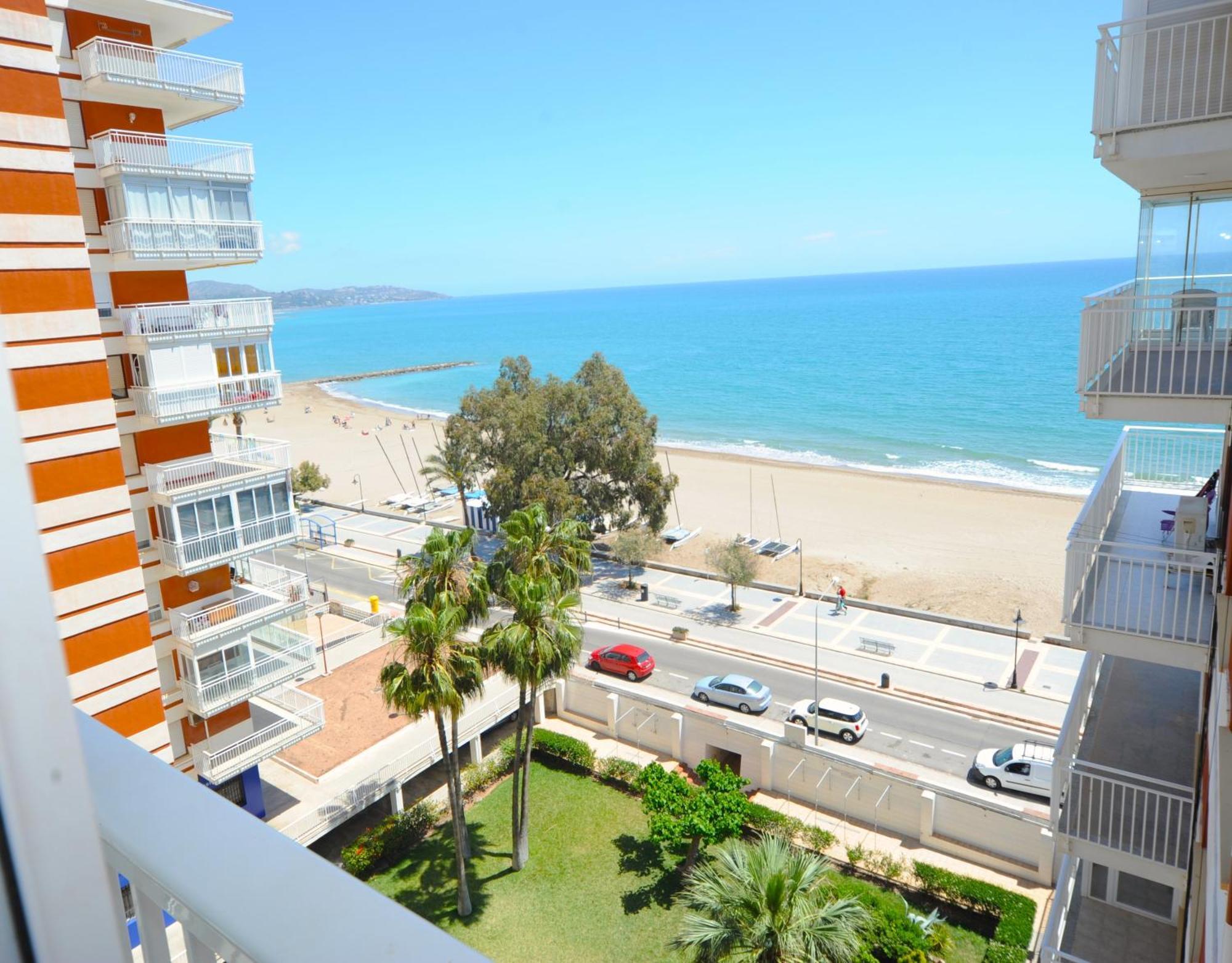 Apartamento Estoril Vistas Mar Orangecosta Бенікасім Номер фото